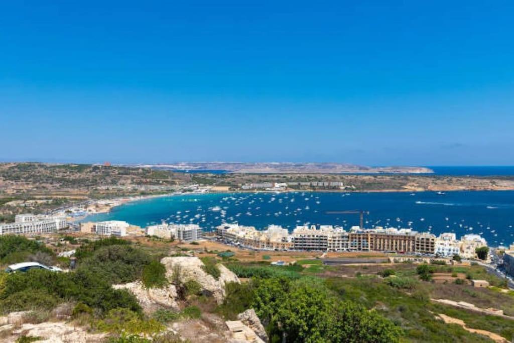 Apartment A Large, Fully Equipped 2br In By 360 Estates