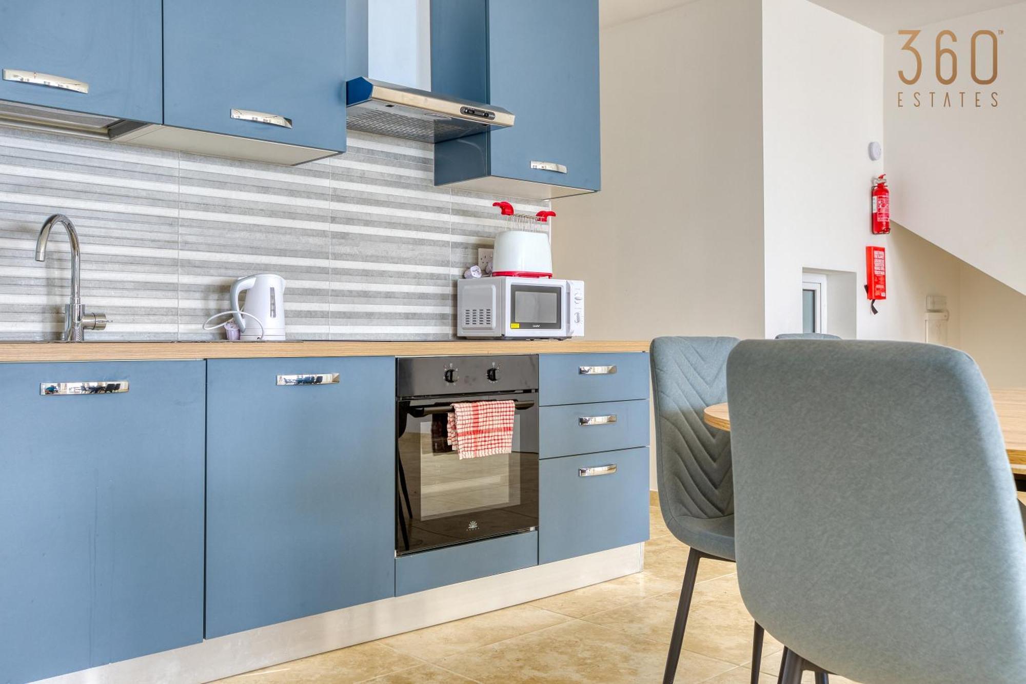 A Large, Fully Equipped 2br In By 360 Estates Mellieha