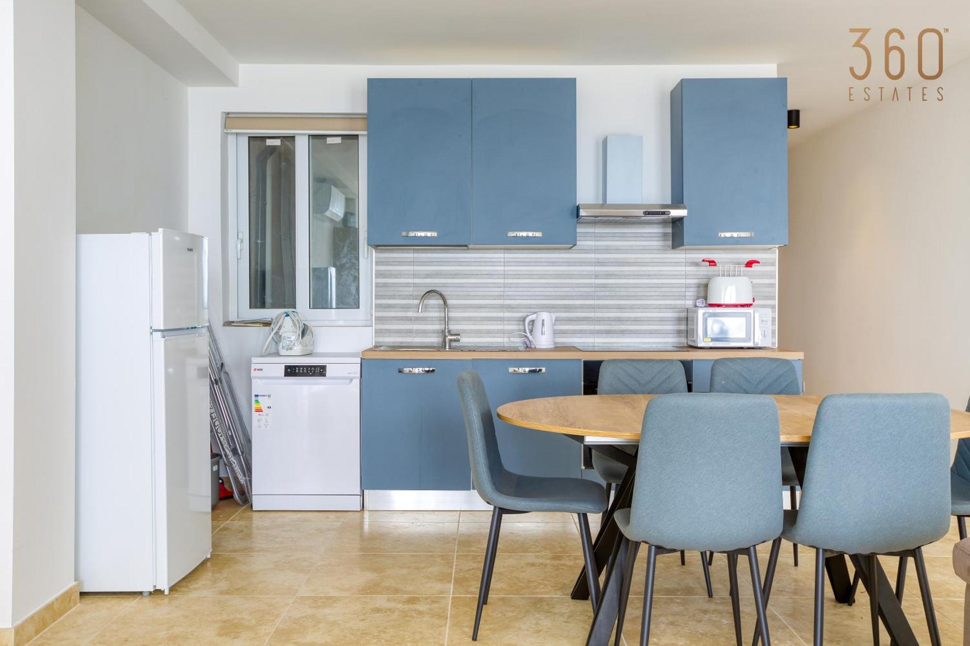 Apartment A Large, Fully Equipped 2br In By 360 Estates