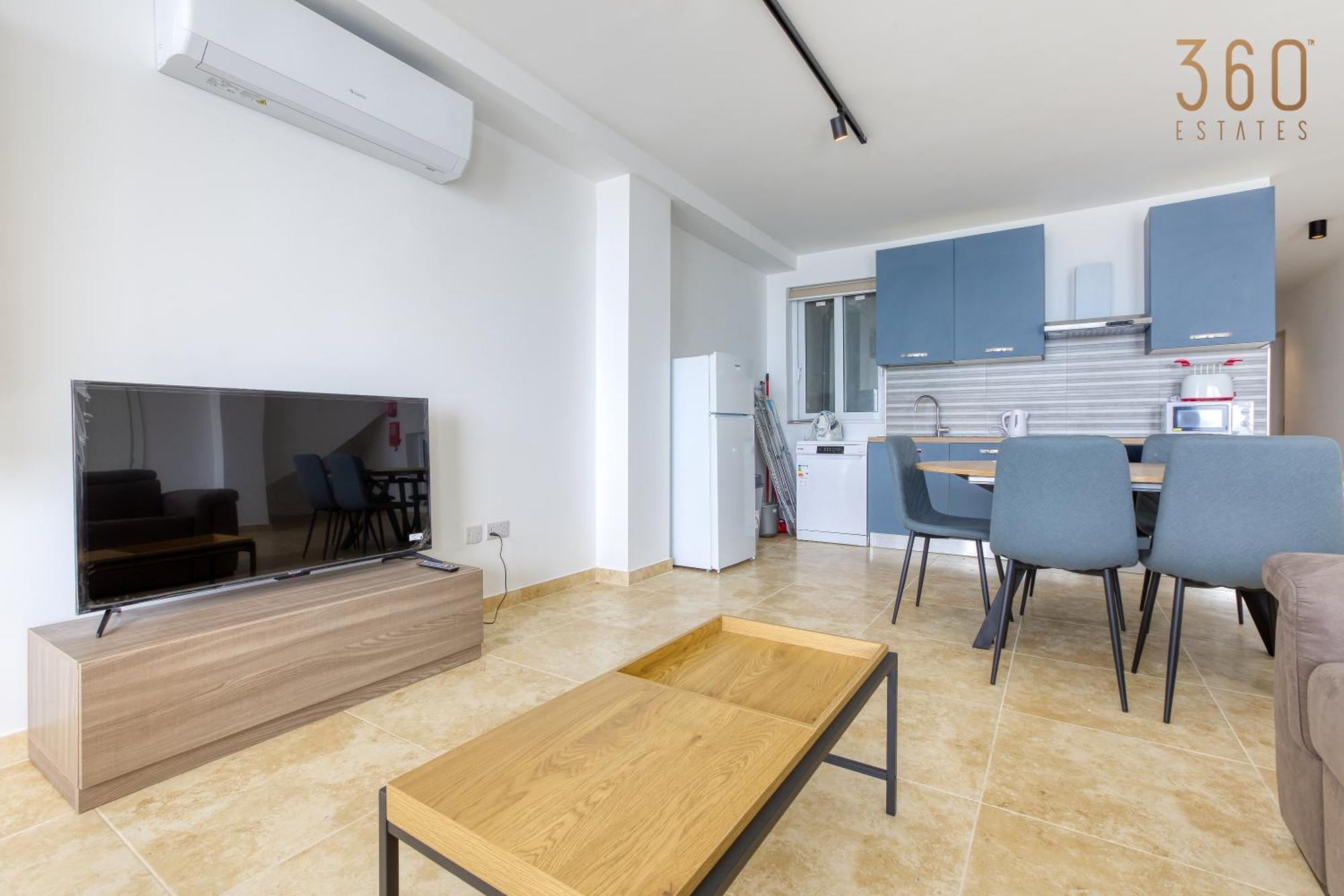 A Large, Fully Equipped 2br In By 360 Estates *