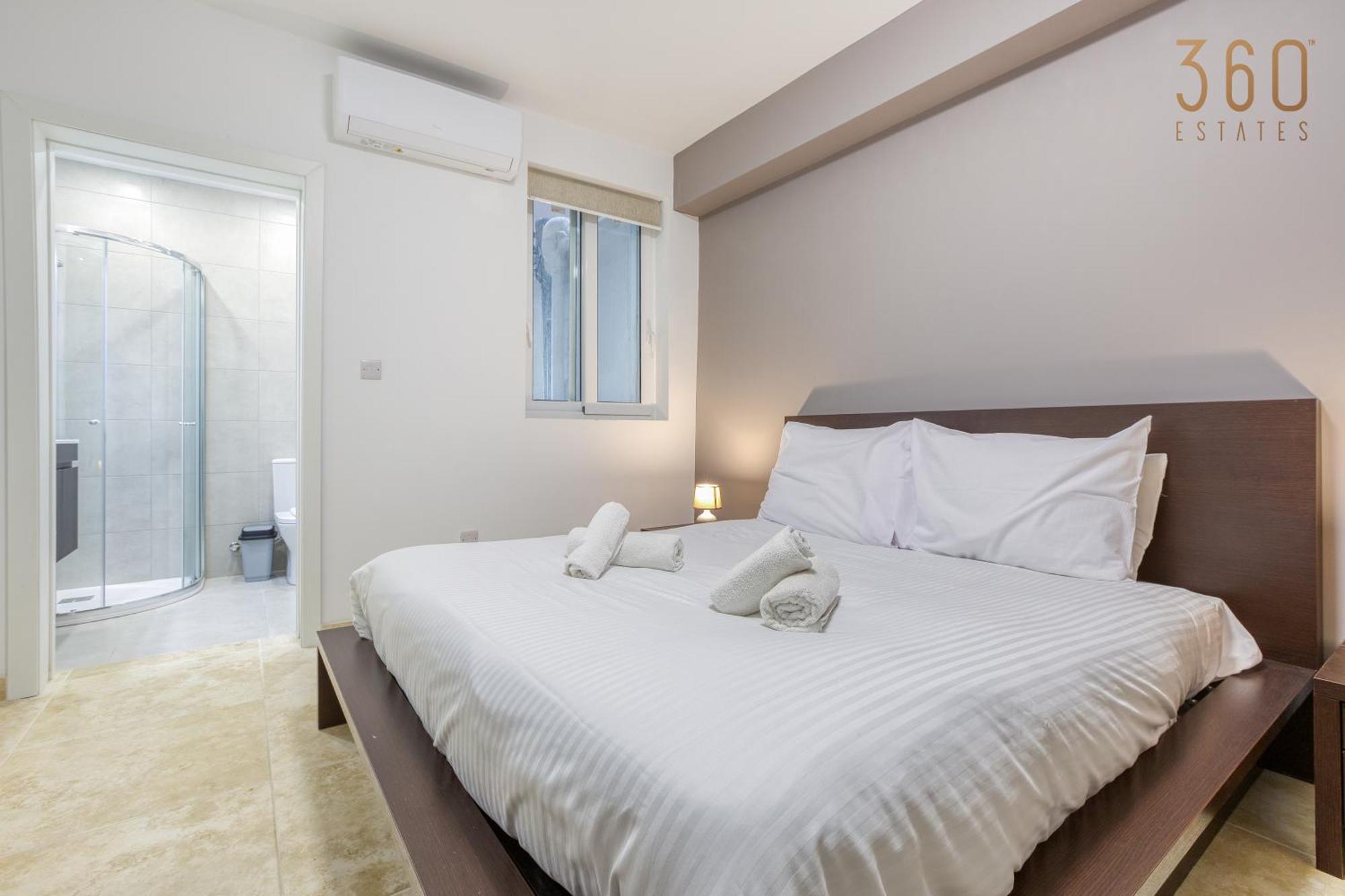 A Large, Fully Equipped 2br In By 360 Estates Apartment
